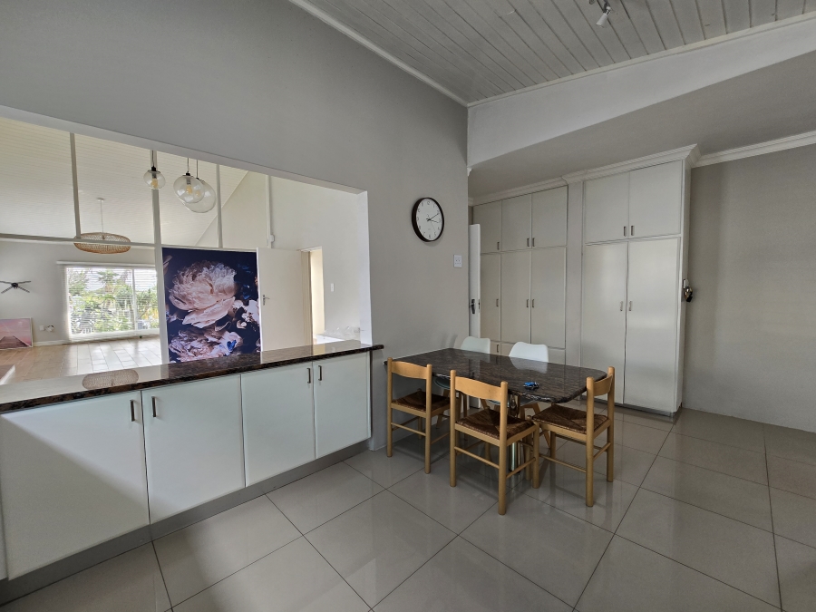 5 Bedroom Property for Sale in Milnerton Central Western Cape